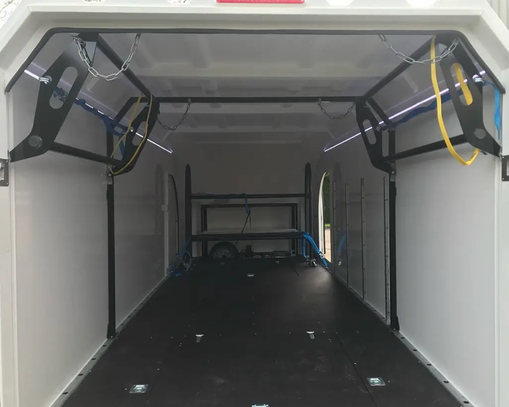 Side mounted tyre rack