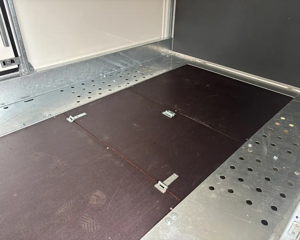 15mm wooden centre decking